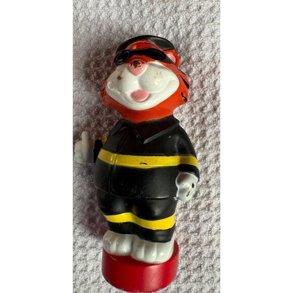 ELC Happy Land Little People Firefighters Tiger  Set Of 3 Toys - Picture 5 of 7